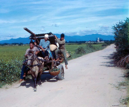 7. Phan Rang Area. Photo by: SSgt John Achelpohl. 1966.