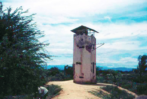 15. Phan Rang Area. ARVN post Photo by: SSgt John Achelpohl. 1966.