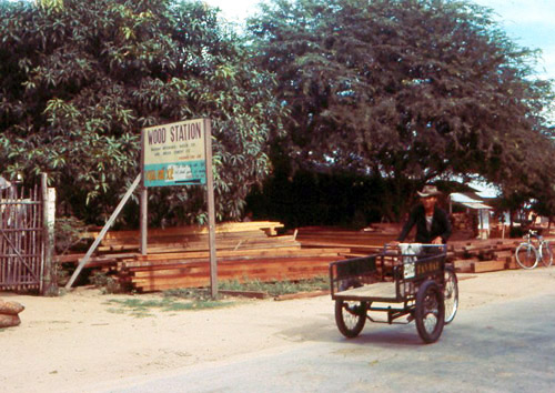 26. Phan Rang Joint Town Patrol. Wood Station Photo by: SSgt John Achelpohl. 1966.