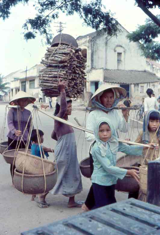 34. Phan Rang Joint Town Patrol. Market Photo by: SSgt John Achelpohl. 1966.